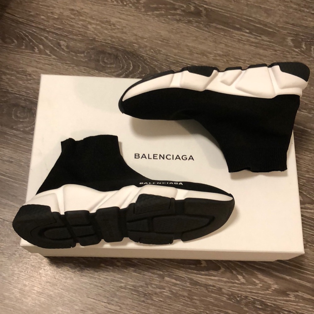👛1DAY SALE👛BALENCIAGA SOCK SHOES 10/10 CONDITION